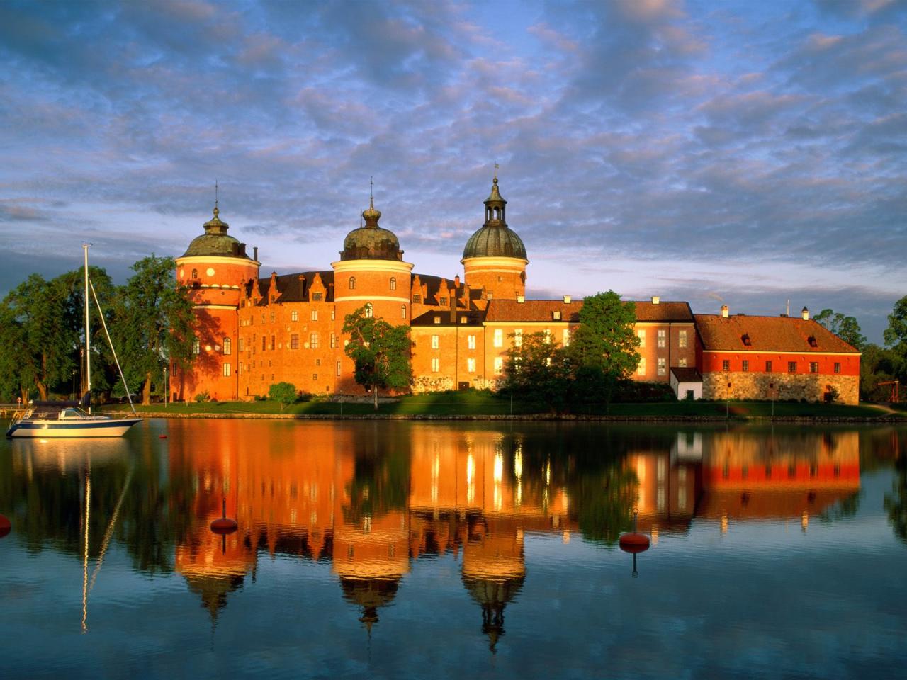 обои Gripsholm Castle,   Mariefred,   Sweden фото