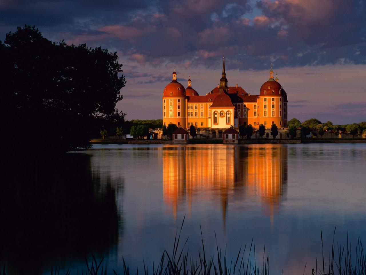 обои Moritzburg Castle near Dresden,   Saxony,   Germany фото