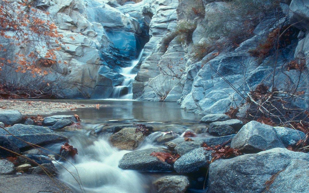 обои Осенний горный водопад фото