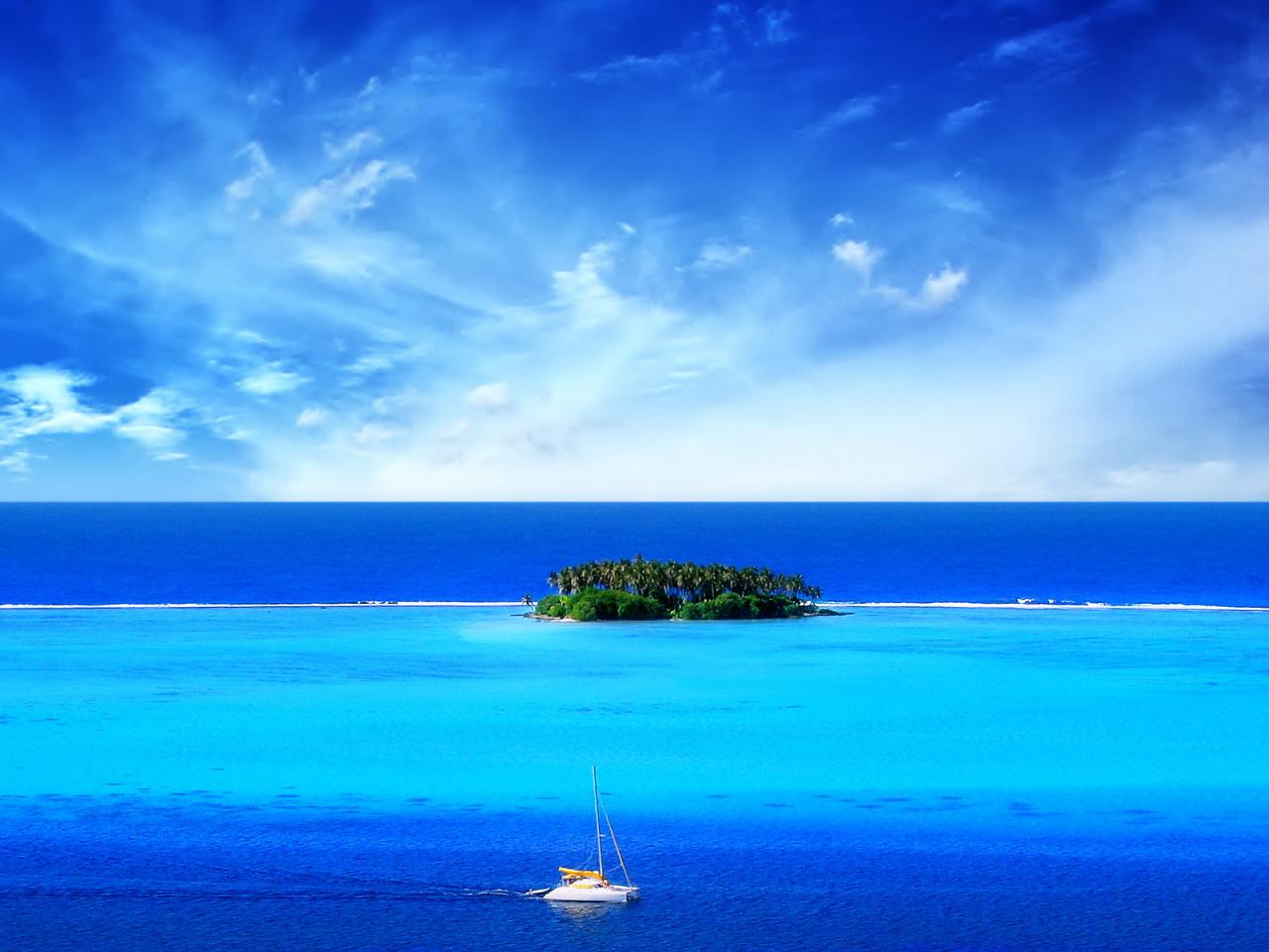 обои Одинокий остров и яхта фото
