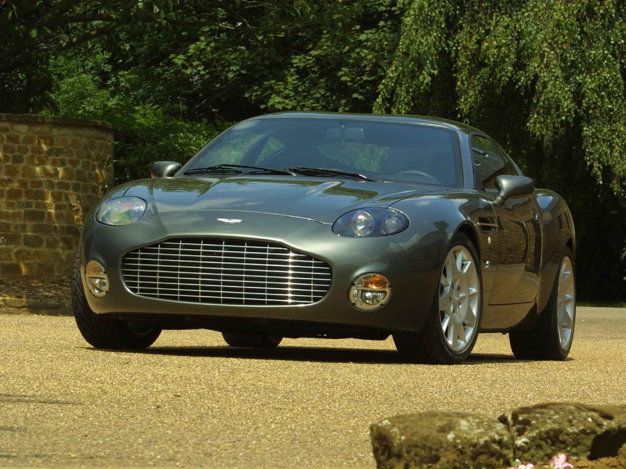 обои Aston Martin DB7 Zagato Front фото