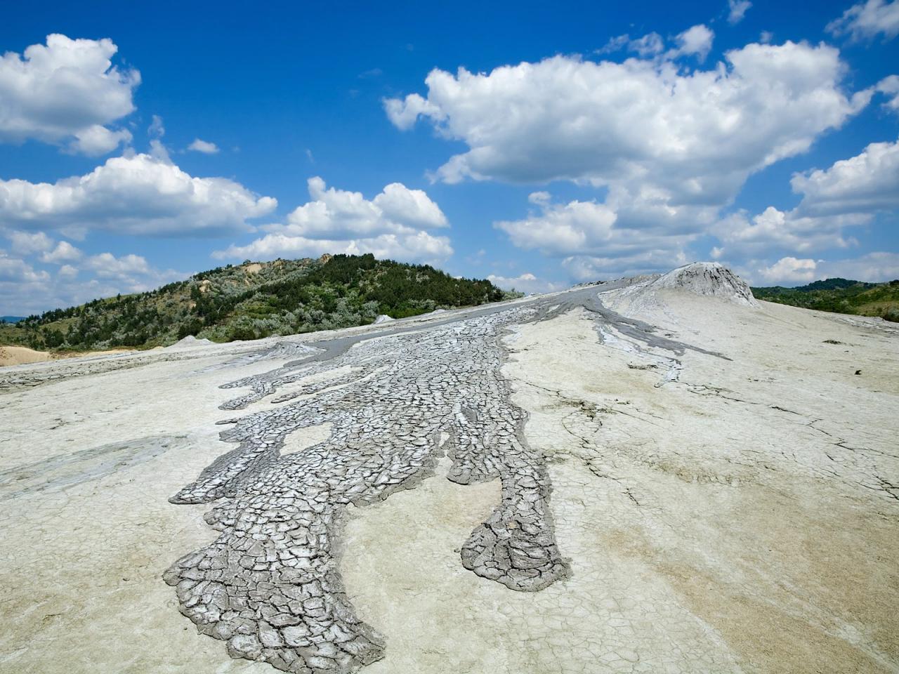 обои Mud Volcanoes,   Buzau,   Romania фото