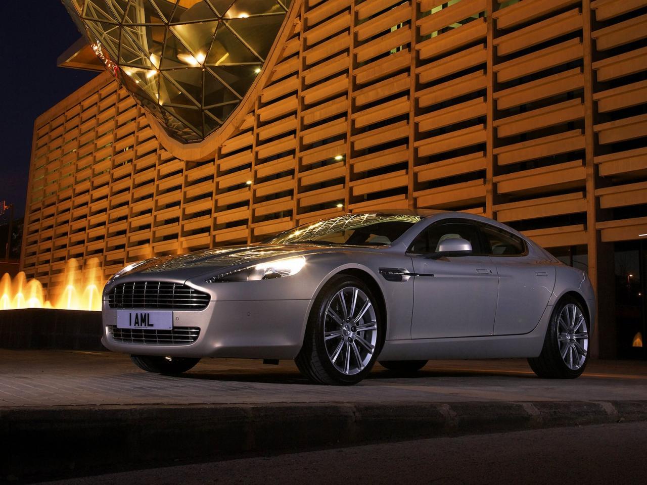 обои Aston Martin Rapide 2010 серебро фото