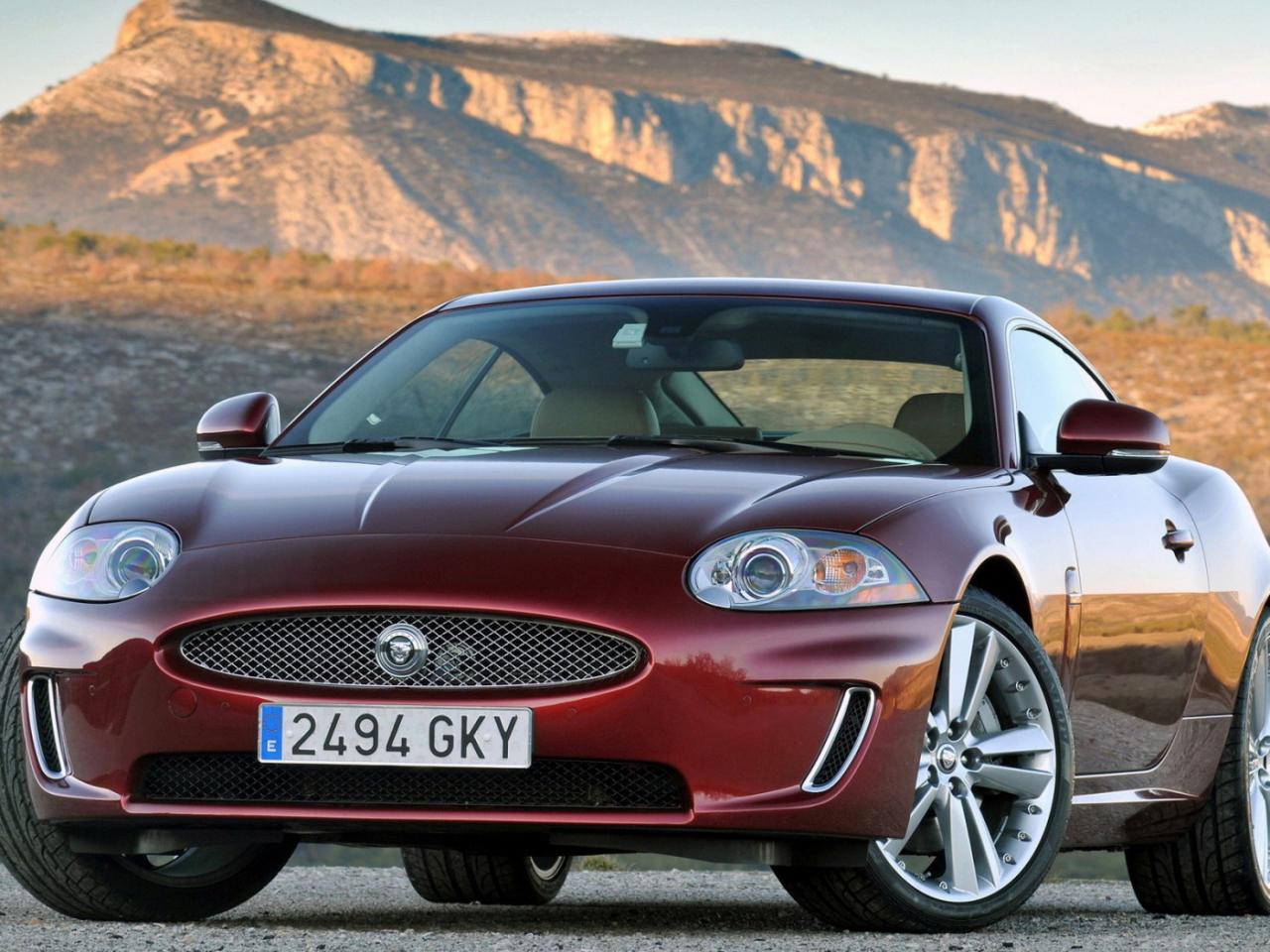 обои Jaguar XK Coupe фото