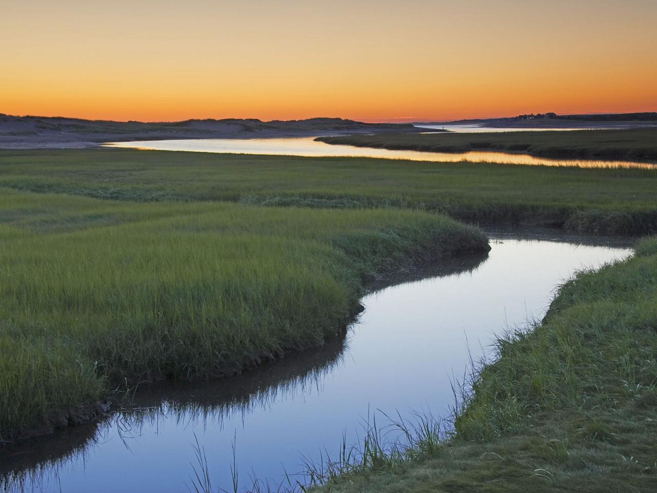 обои Salt Marsh at Sunrise,   Sandwich,   Cape Cod,   Massachusetts фото