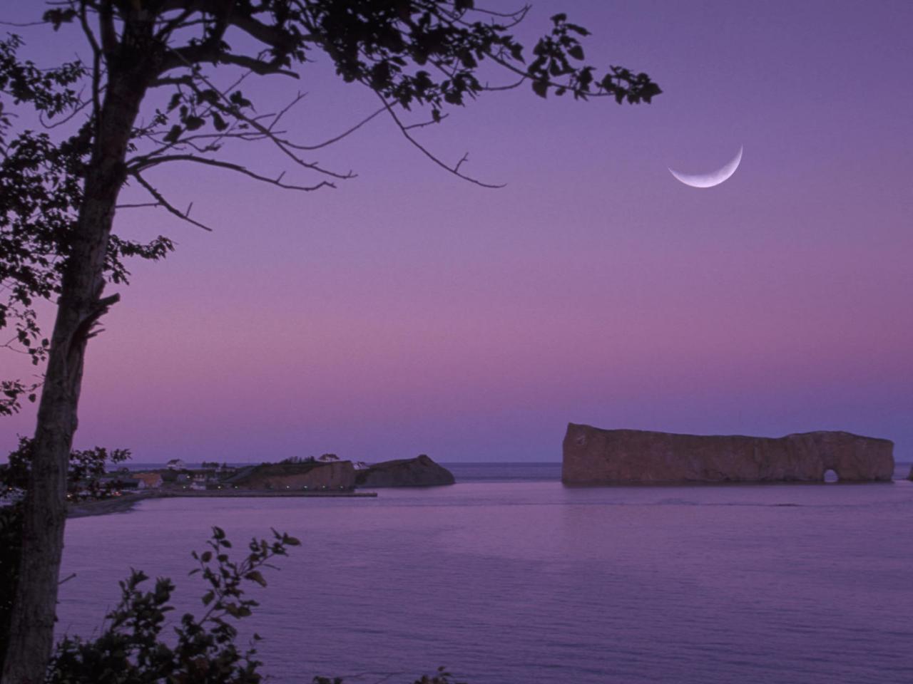 обои Perce Rock,   Gulf of Saint Lawrence,   Quebec,   Canada фото