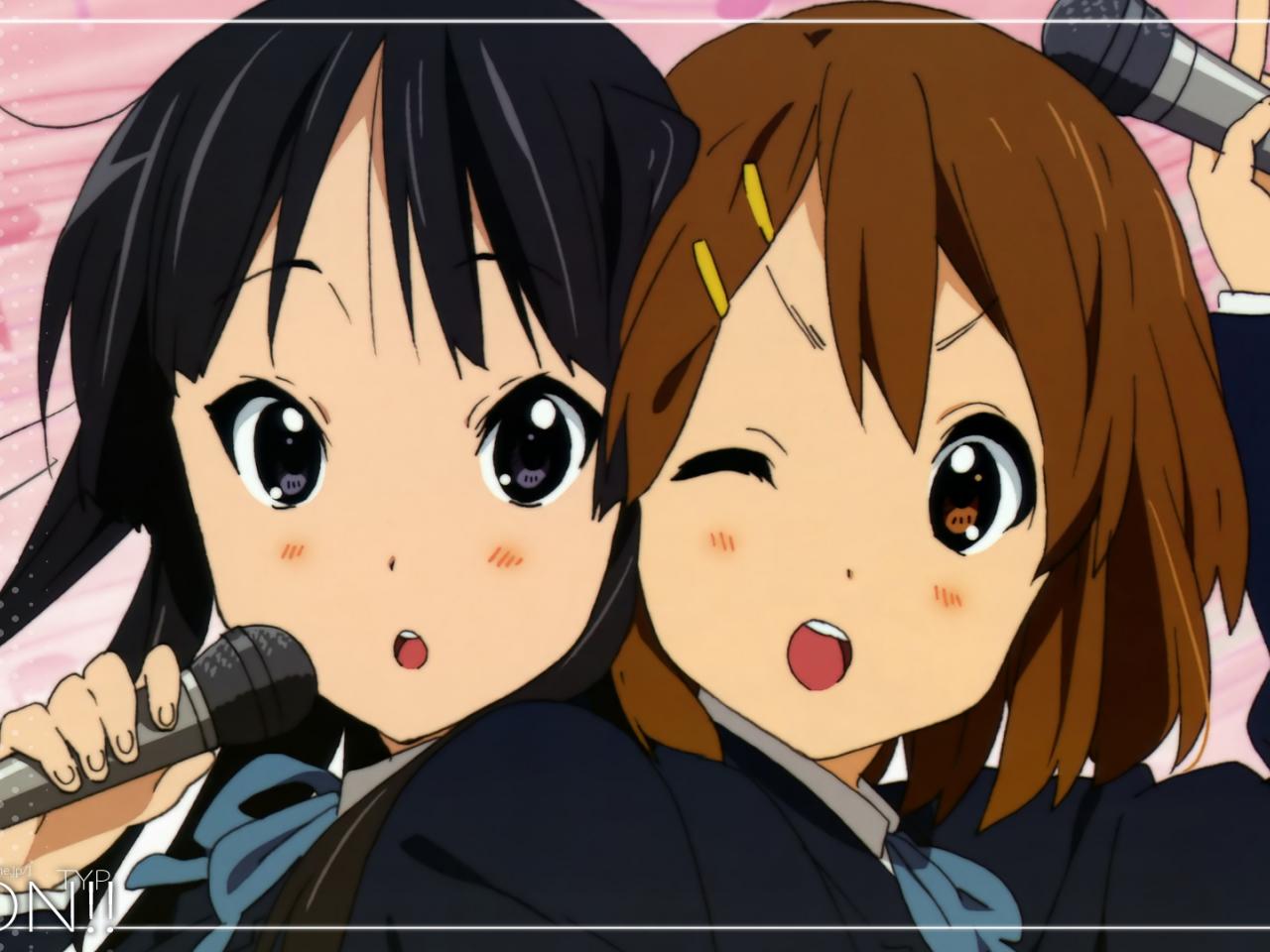 Обои для рабочего стола K-On! - Юи и Мио с микрофонами фото - Раздел обоев:  K-On (Аниме)