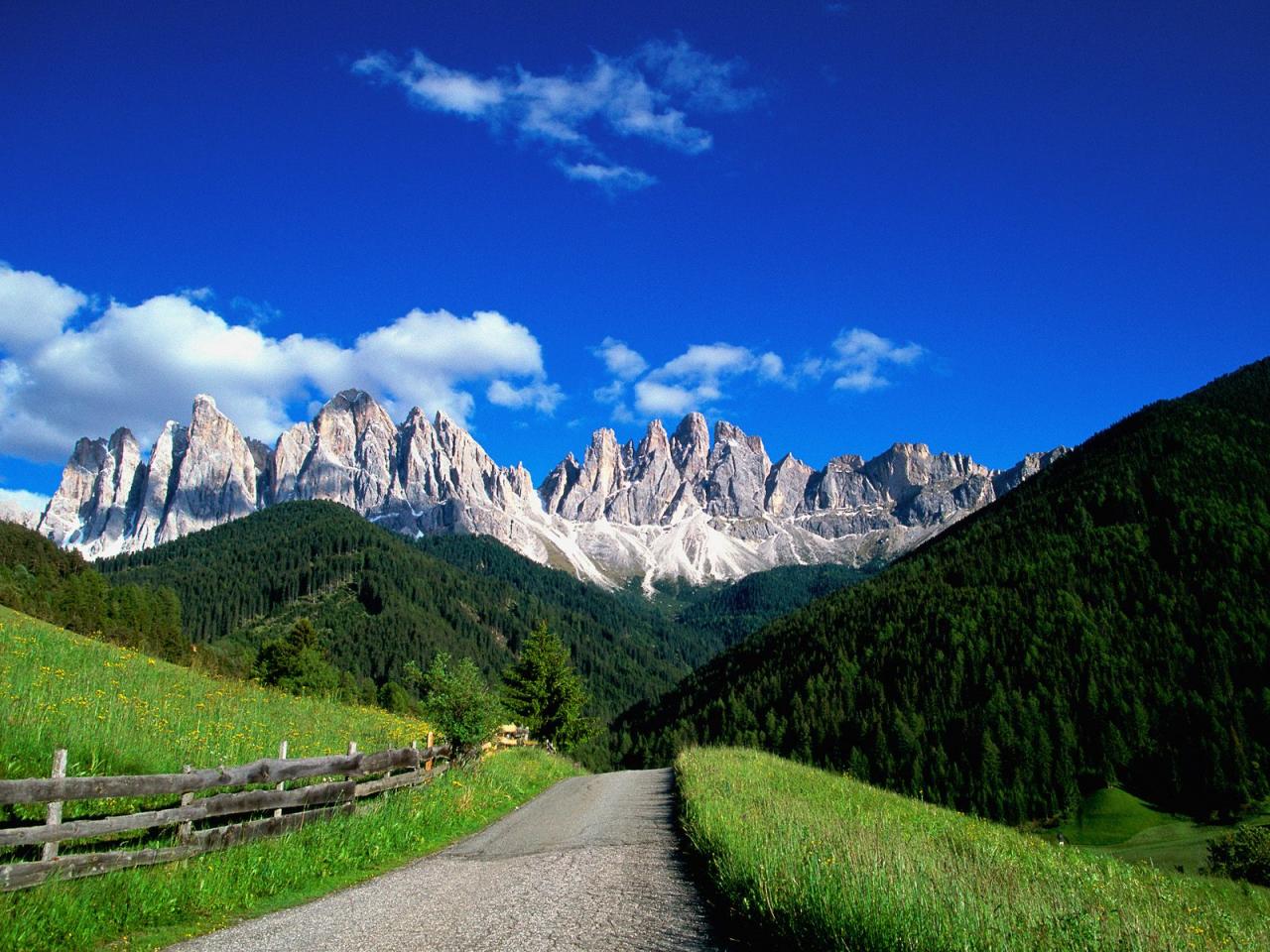 обои Dolomite Mountains,   Italy фото