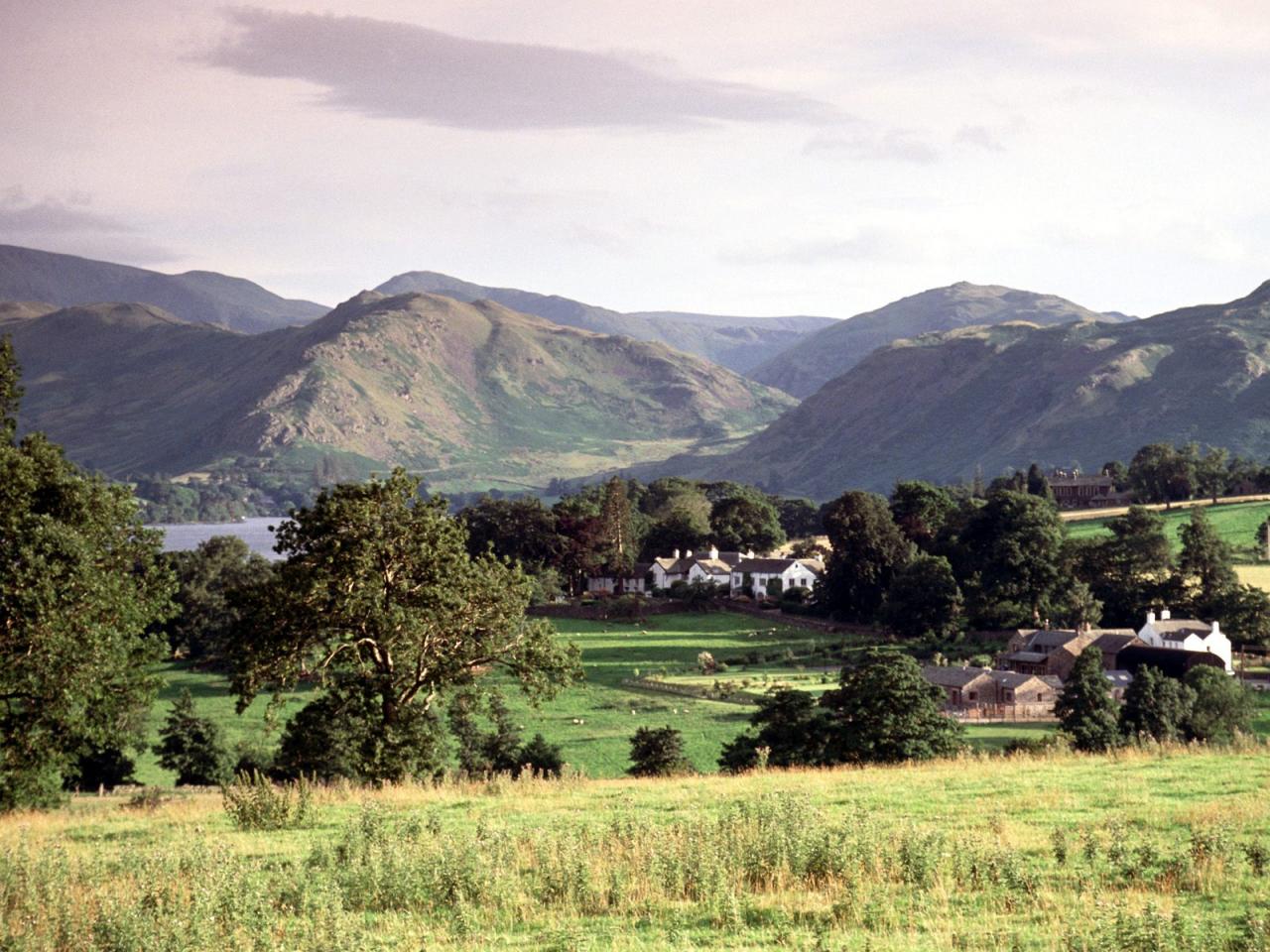 обои Fells,   Near Ullswater,   Lake District,   England фото