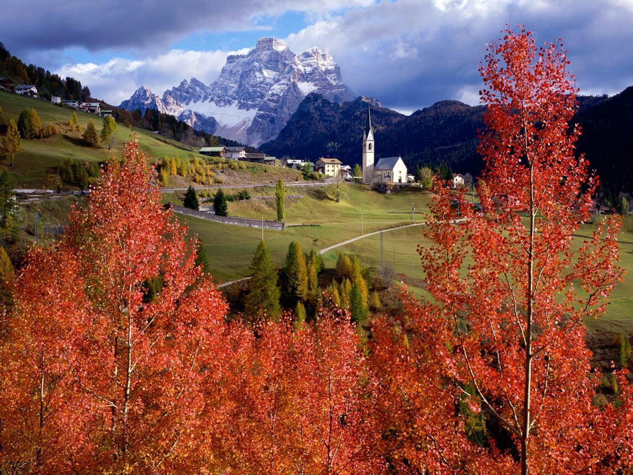 обои Church of Selva Di Cadore,   Colle Santa Lucia,   Italy фото