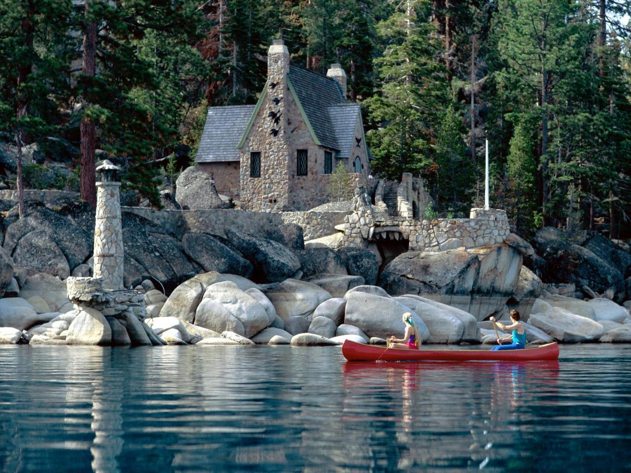 обои Sight Seeing by Canoe,   Lake Tahoe фото