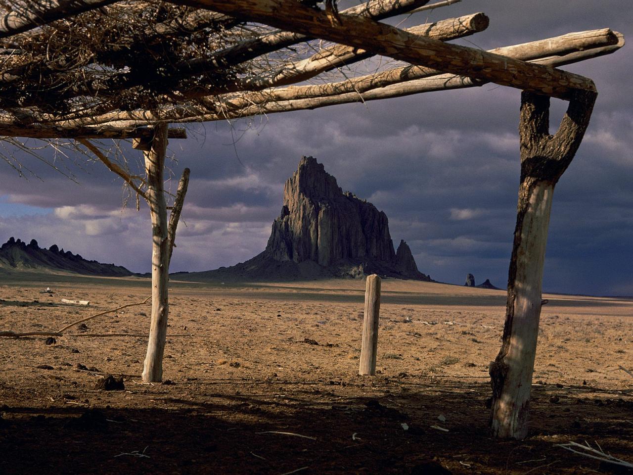 обои Shiprock,   New Mexico фото