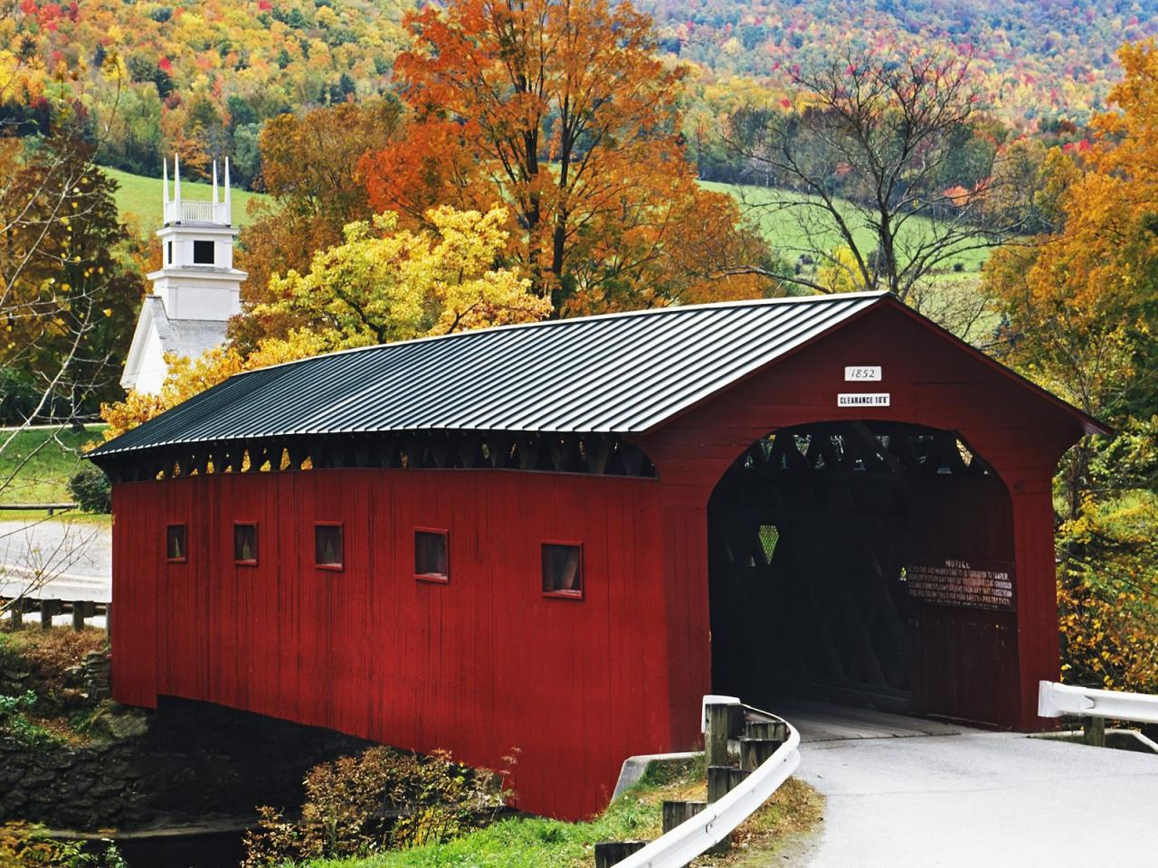 обои West Arlington Covered Bridge,   Vermont фото