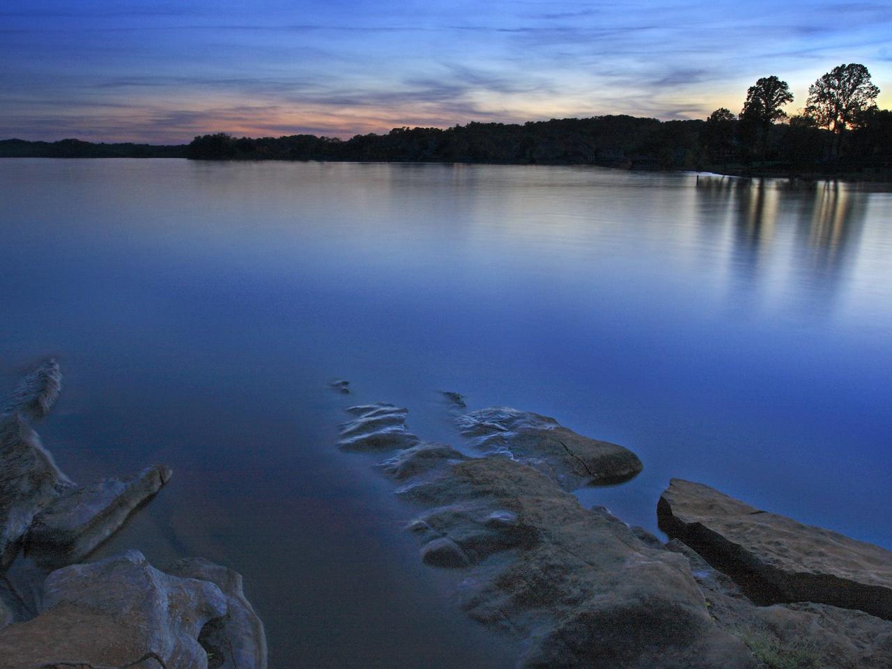 обои Fort Loudon Lake at Dusk,   Knoxville,   Tennessee фото