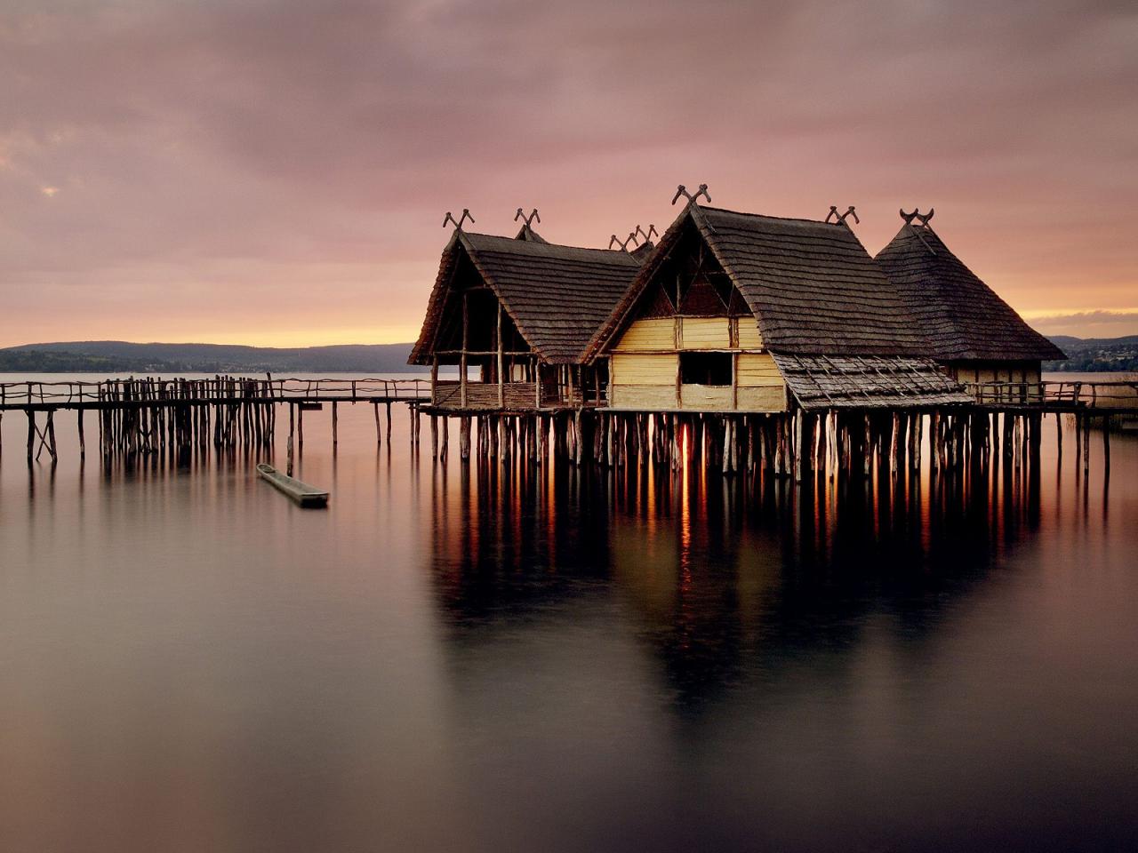 обои Lake Dwellings,   Pfahlbau Museum of Unteruhldigen,   Baden-Wuerttemberg,   Germany фото