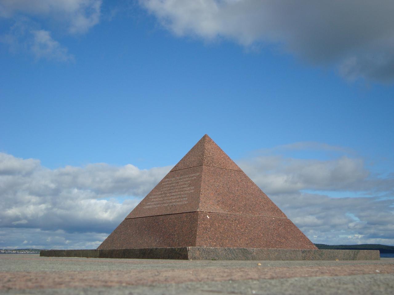 обои Пирамида Петрозаводск фото