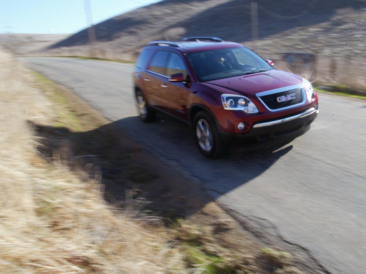 обои 2011 GMC Acadia обочина фото