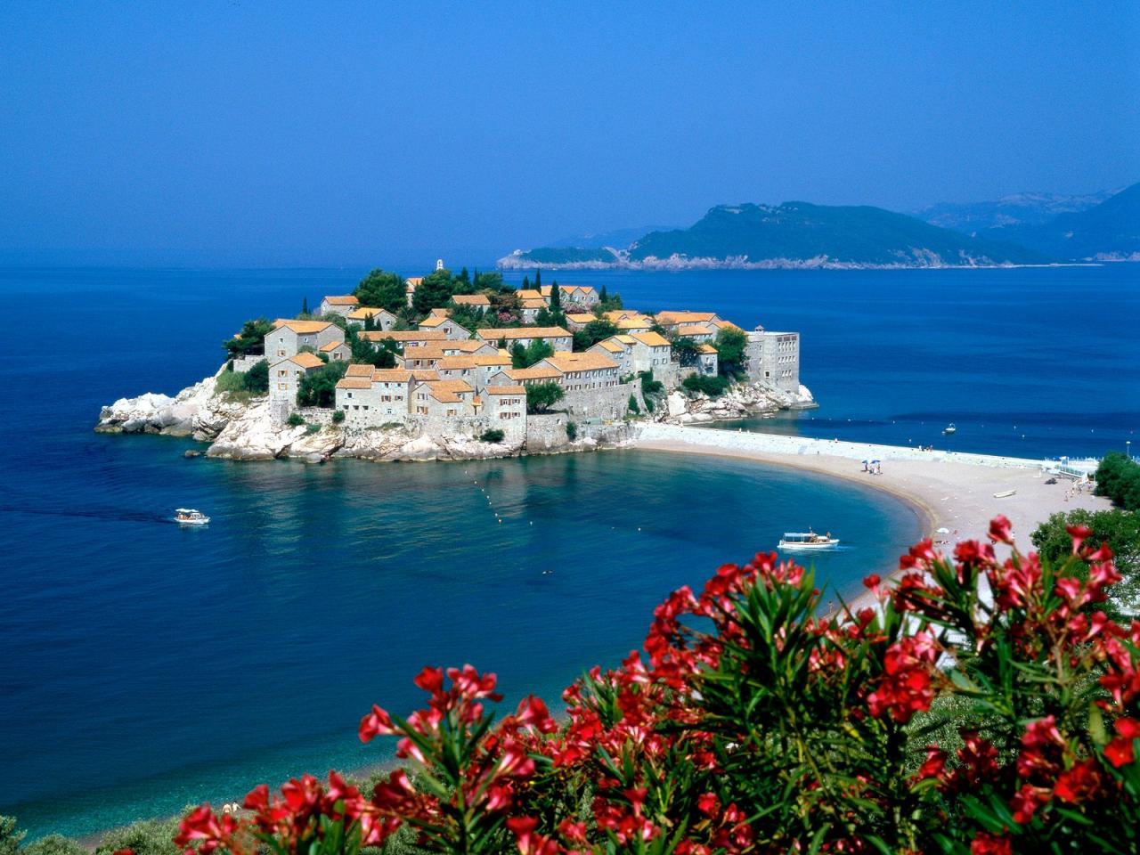 обои Sveti Stefan, Serbia and Montenegro очаровательно фото