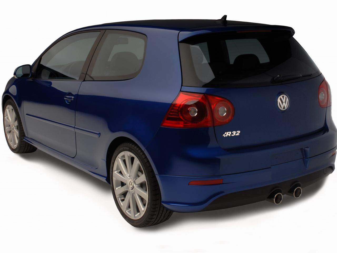 обои 2008 Volkswagen R32 сзади фото