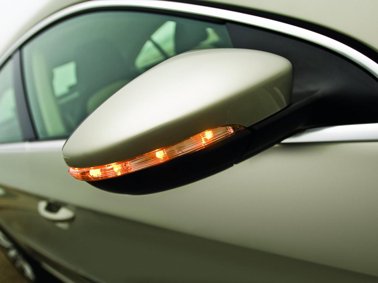 обои 2009 Volkswagen CC зеркало фото