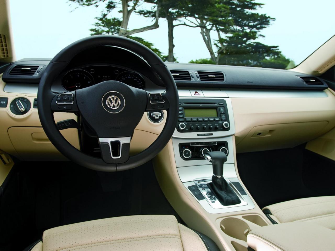 обои 2009 Volkswagen CC панель фото