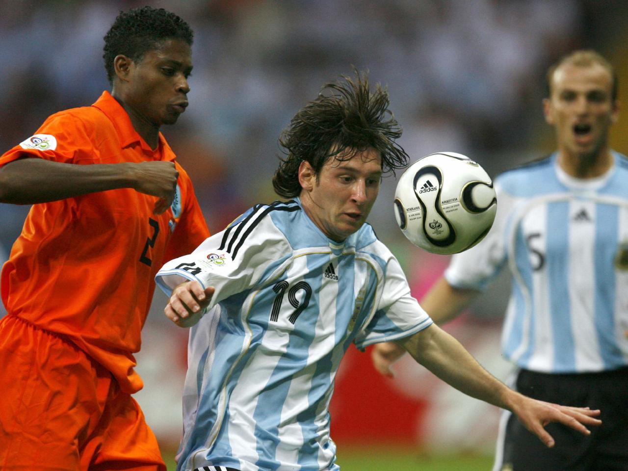 обои Месси в форме Аргентины фото