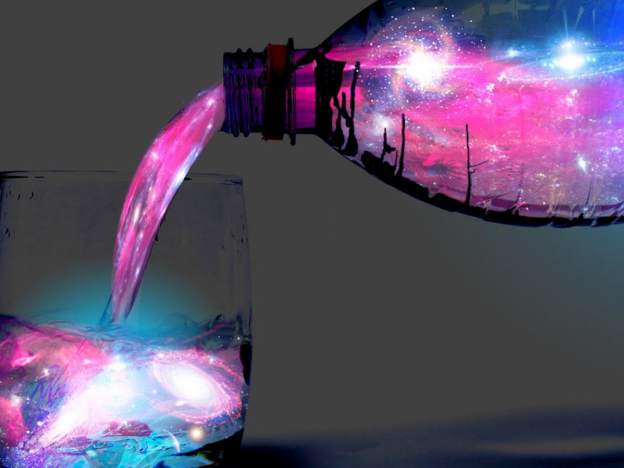 обои Space in a glass Космос в стакане фото