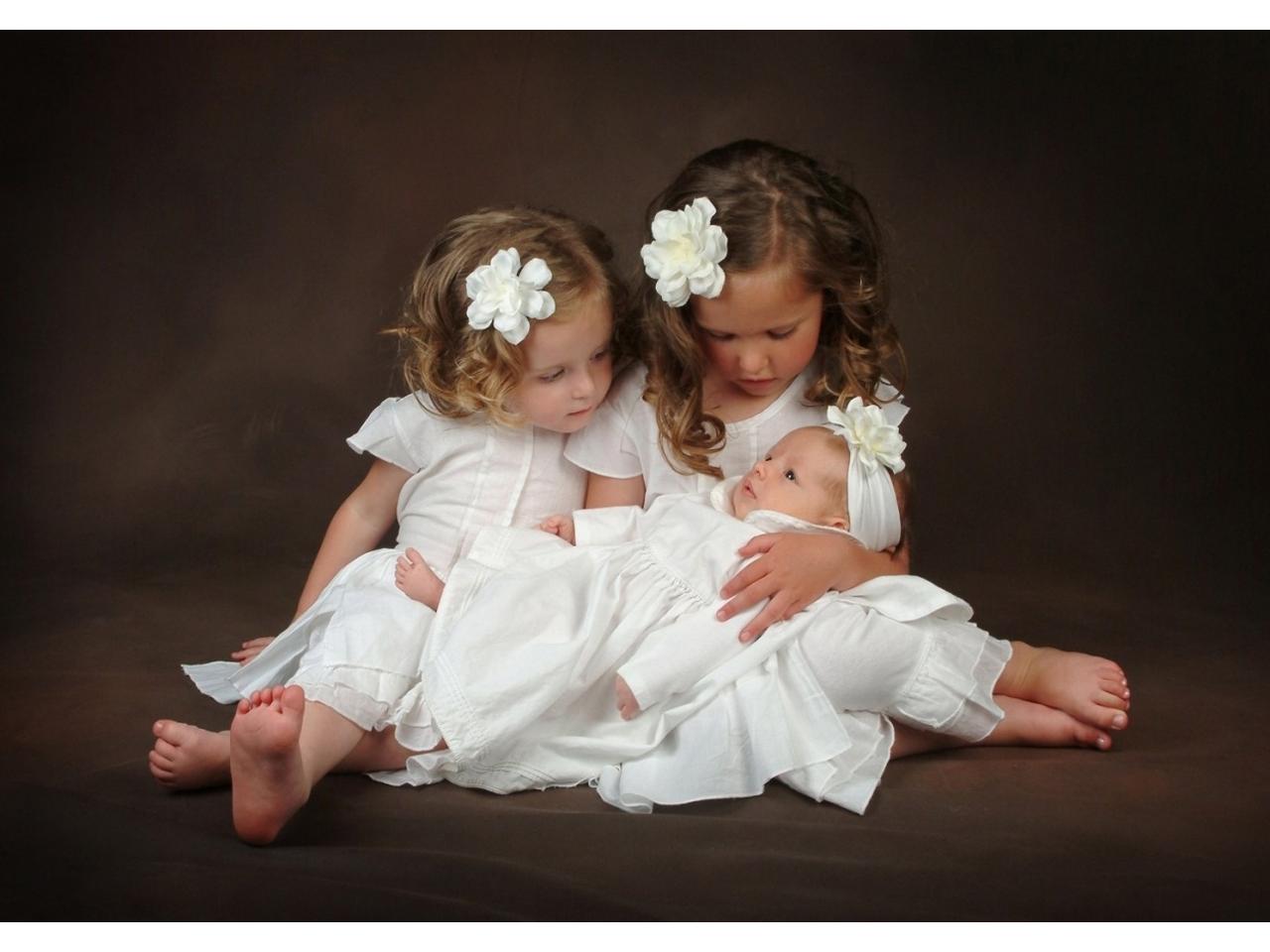 обои Три ангелочка в белом фото