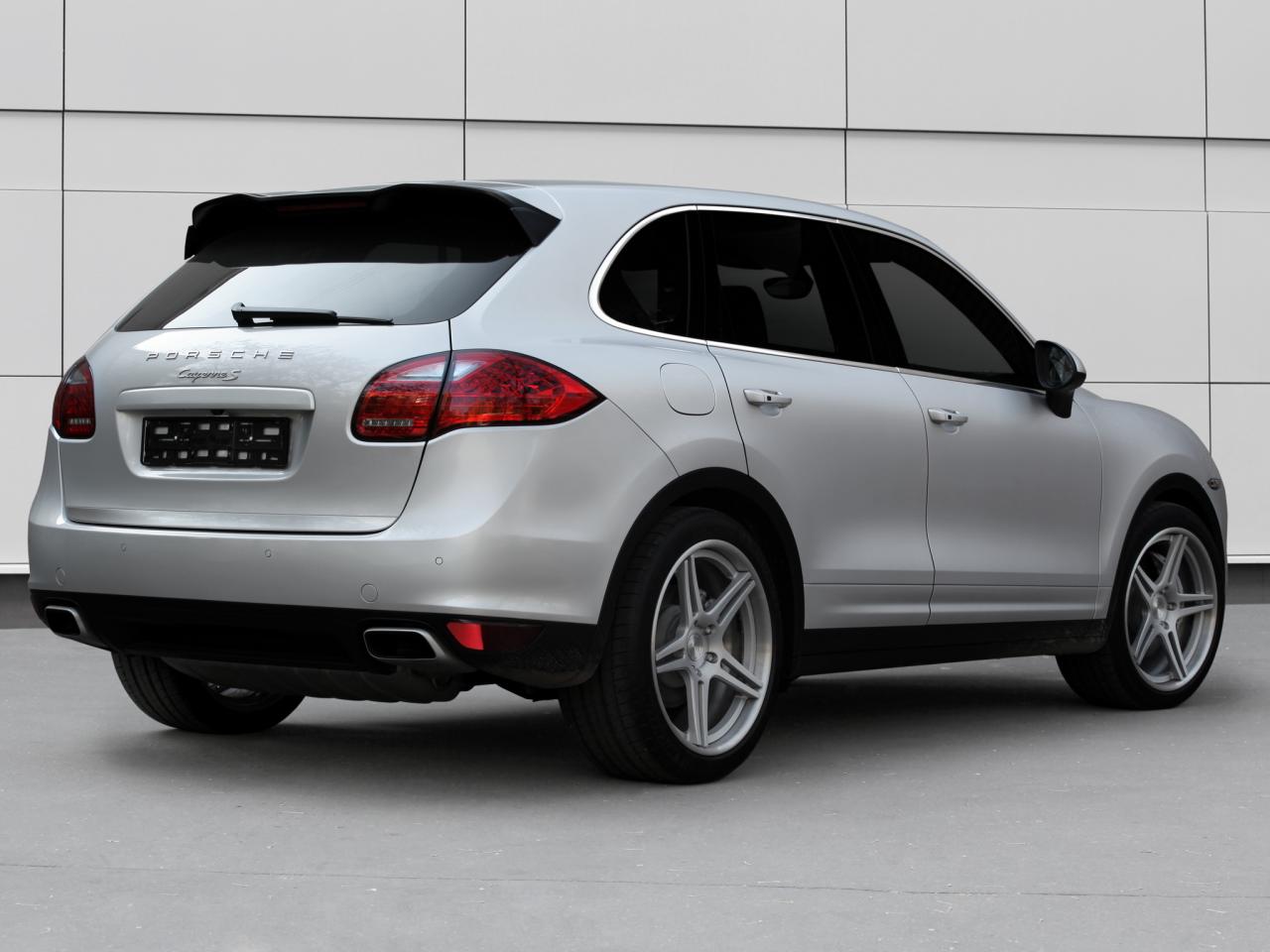 обои TopCar Porsche Cayenne S (958) 2010 зад фото