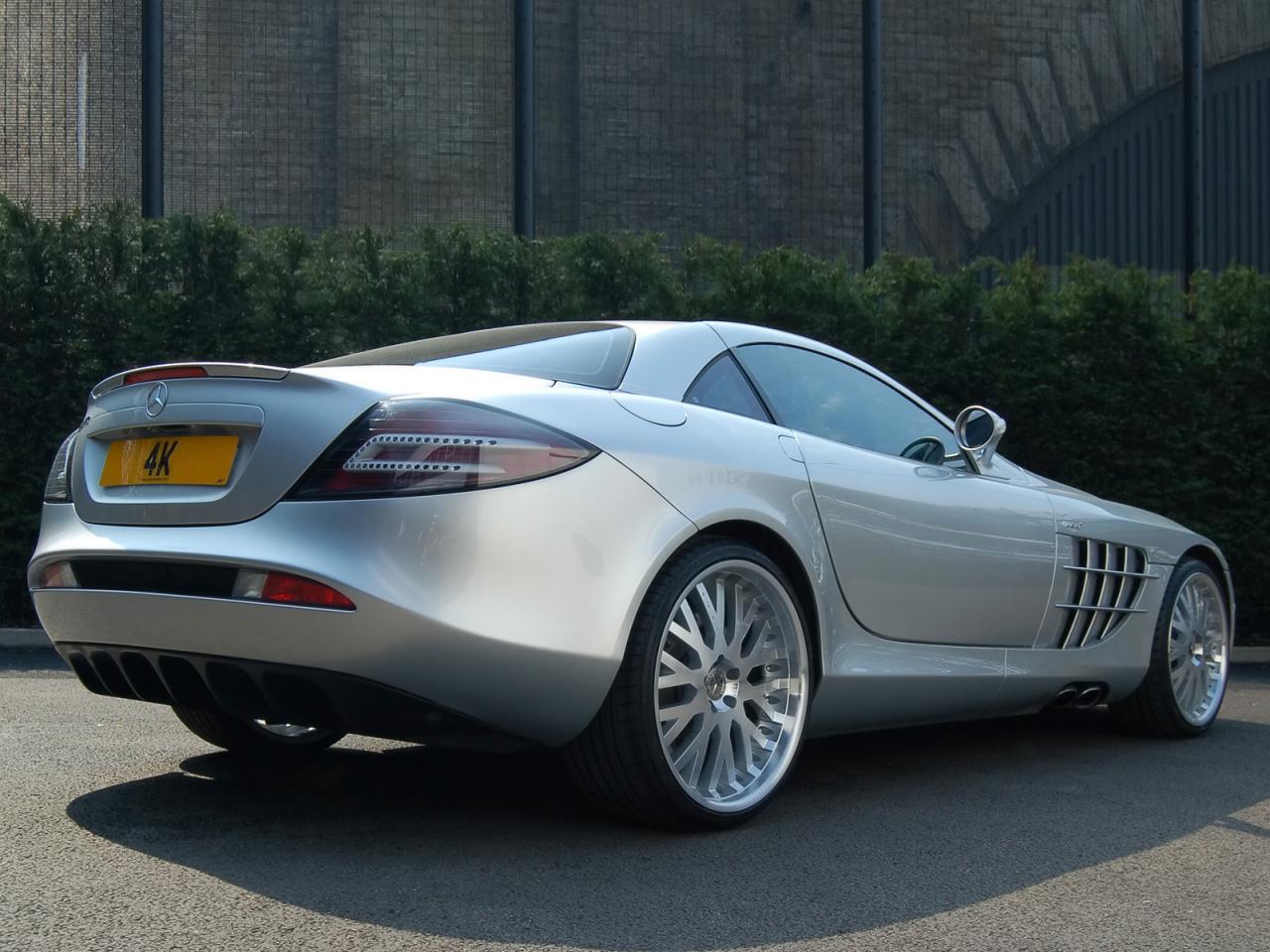 обои Project Kahn Mercedes-Benz SLR McLaren (C199) боком фото