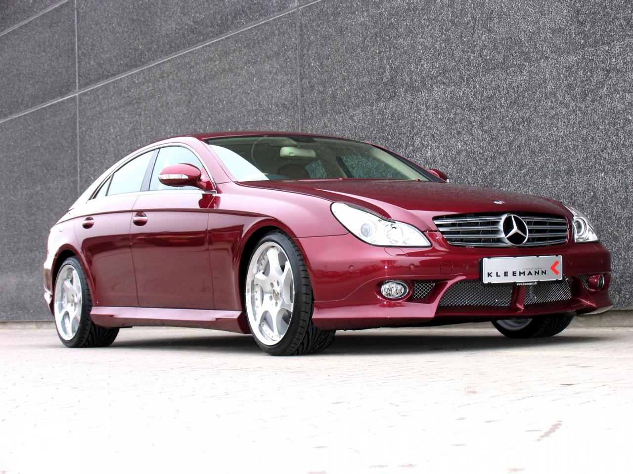 обои Kleemann CLS50K S8 у стены фото