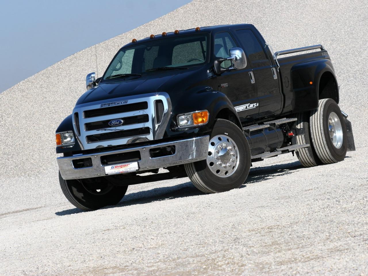 обои Geiger Ford F-650 черный фото