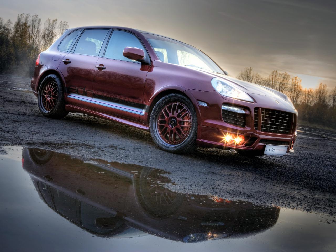 обои Edo Competition Porsche Cayenne GTS (957) лужа фото