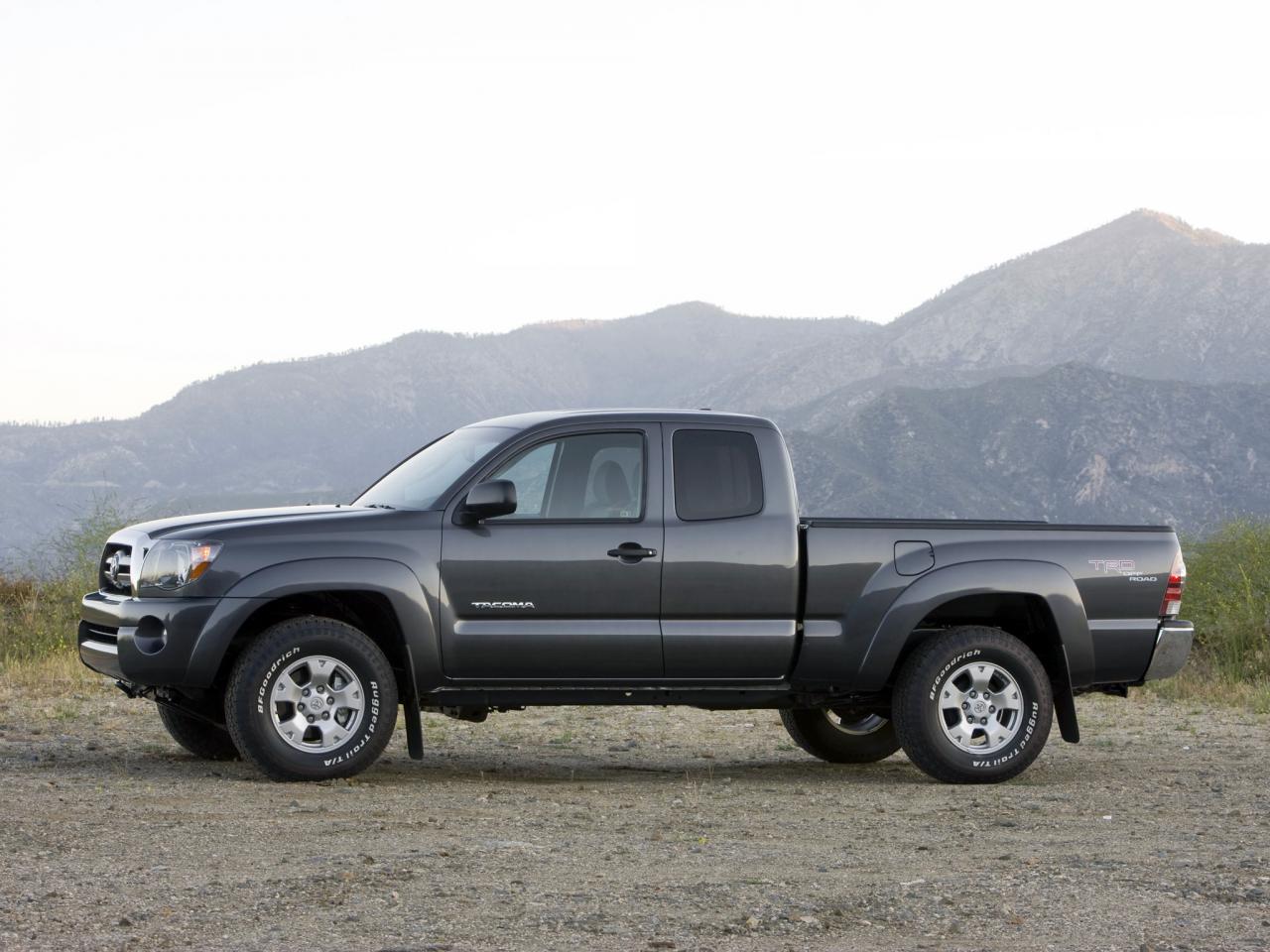 обои TRD Toyota Tacoma Access Cab Off-Road Edition горы фото