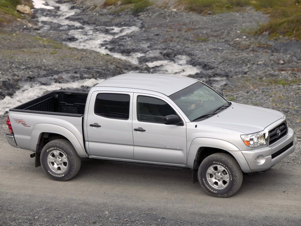 обои TRD Toyota Tacoma Double Cab Off-Road Edition сверху фото