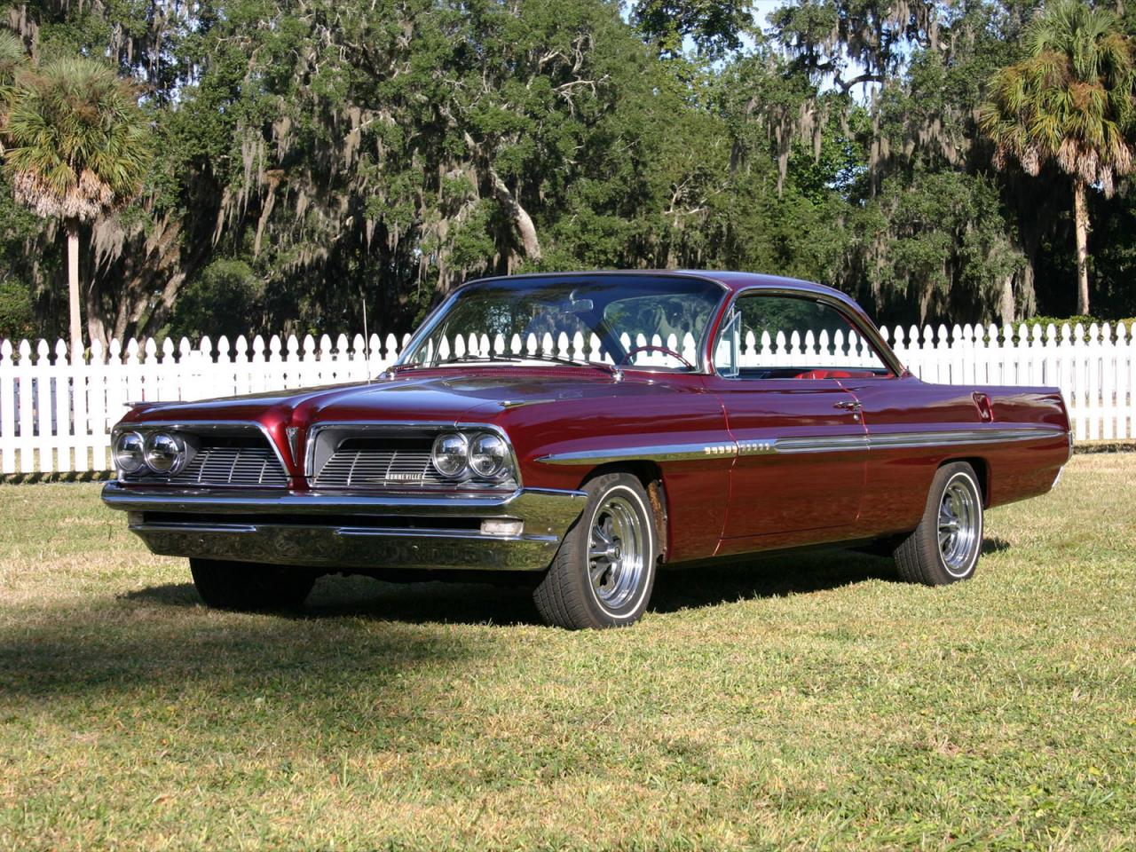 обои Pontiac Bonneville 1961 пере фото