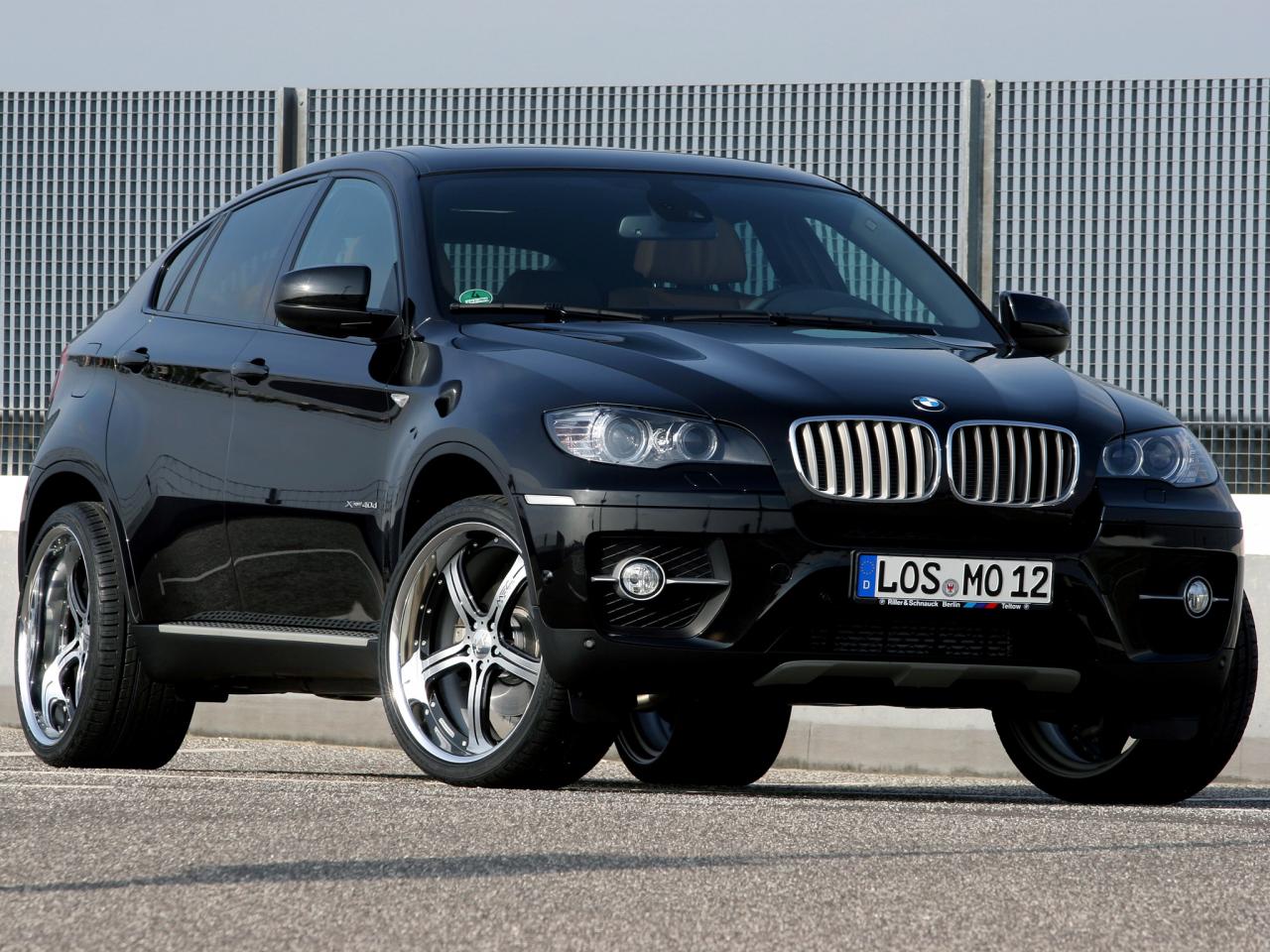 обои MEC Design BMW X6 (E71) перед фото