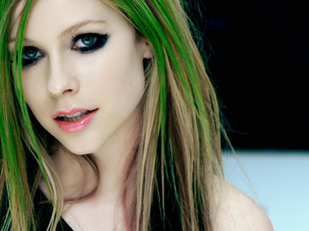 обои Avril lavigne,   певица,   девушка фото