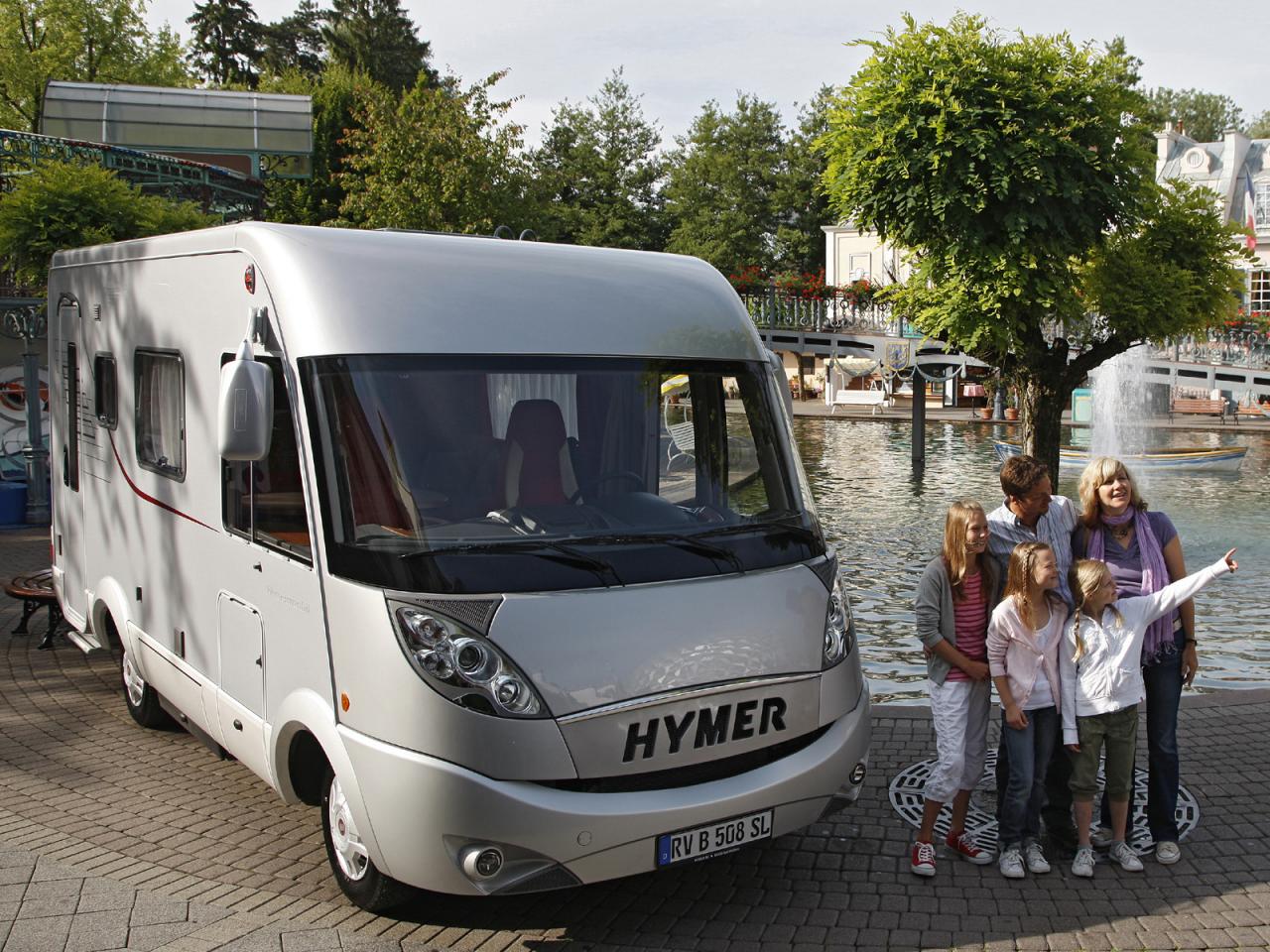 обои Hymer B-Class SL семья фото