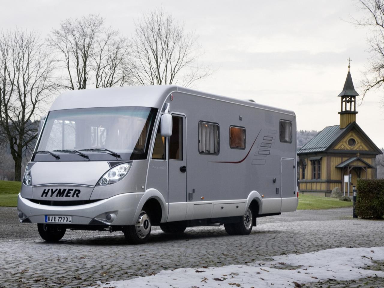 обои Hymer B-Class XL сбоку фото