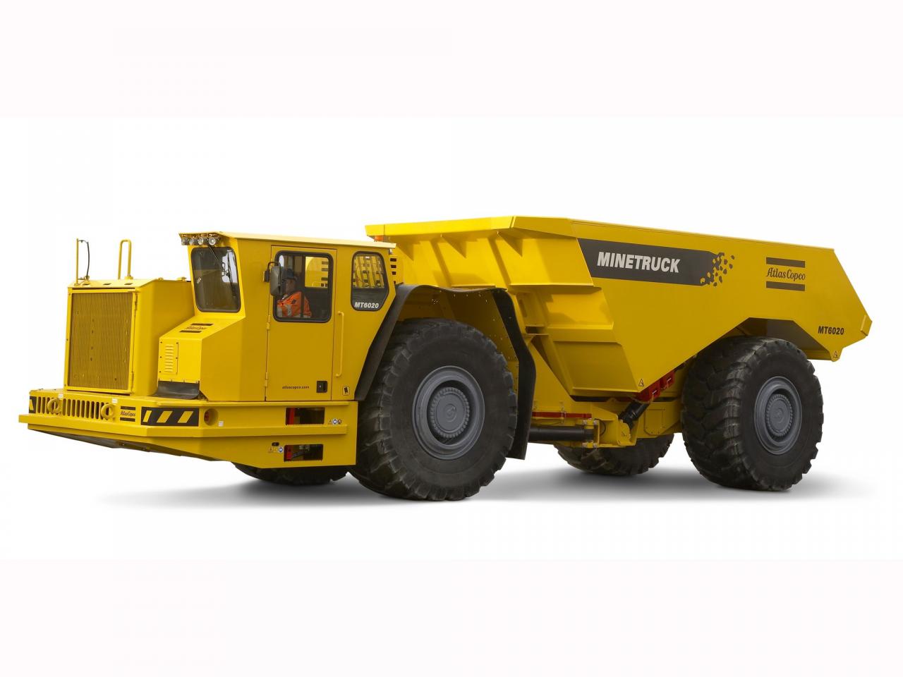 обои Atlas Copco Minetruck MT6020  сбоку фото