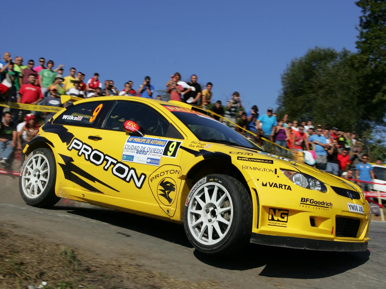 обои Proton Satria Neo S2000 желтая фото