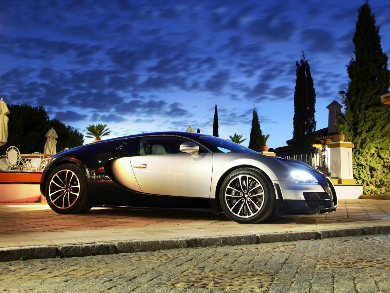 обои Bugatti Veyron 16.4 Super Sport 2010 дорогой фото