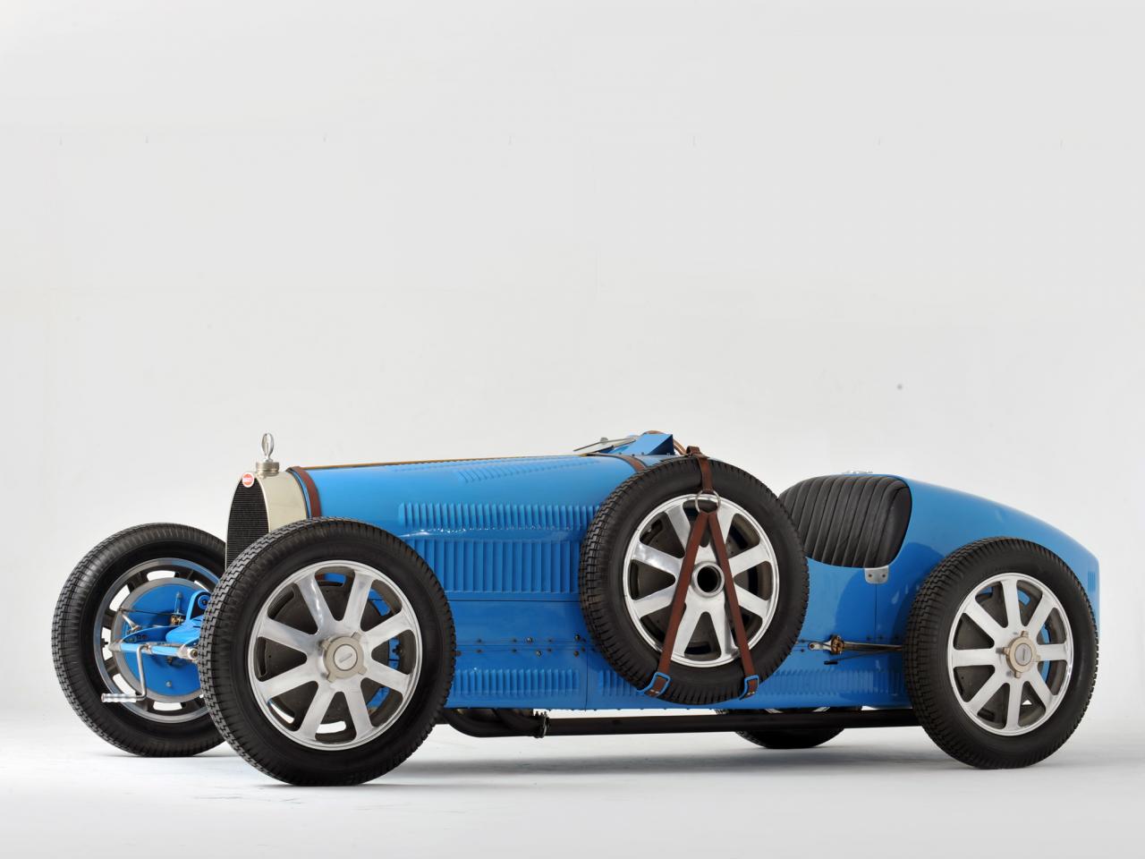 обои Bugatti Type 35 запаска фото