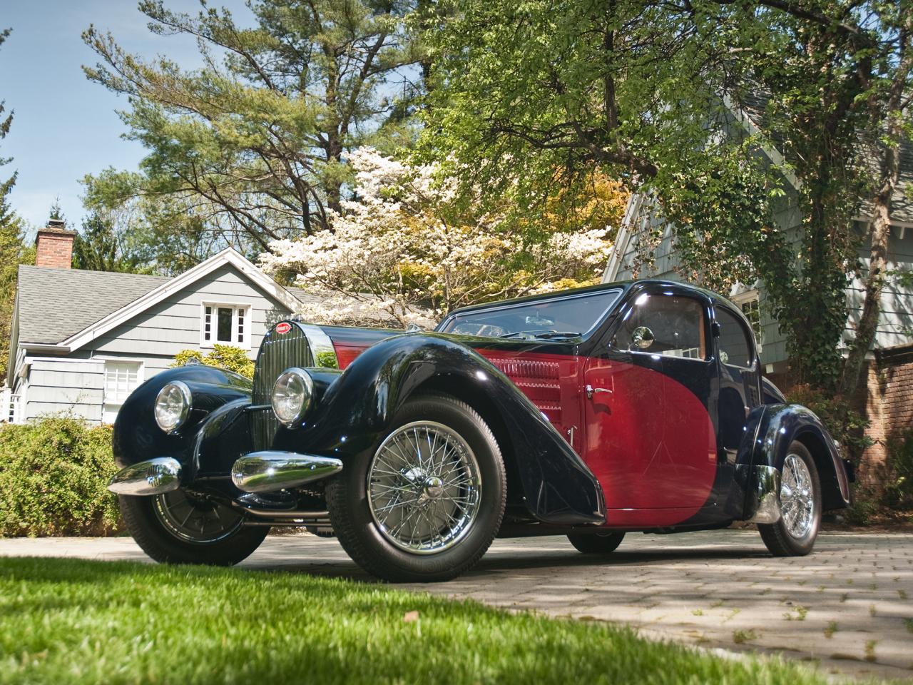 обои Bugatti Type 57С Ventoux трава фото