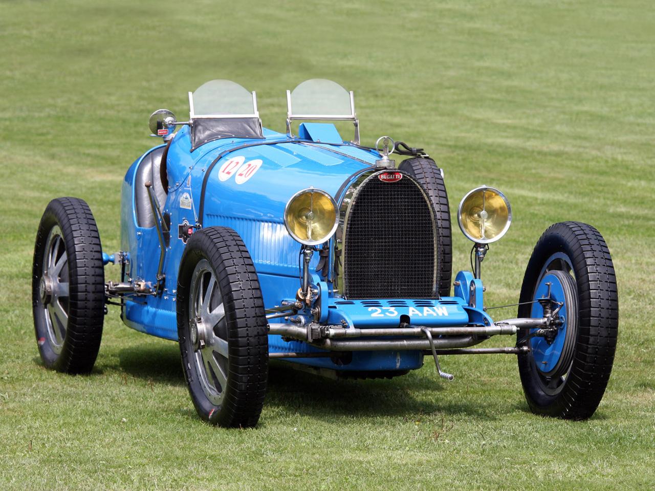 обои Bugatti Type 37A синий передок фото