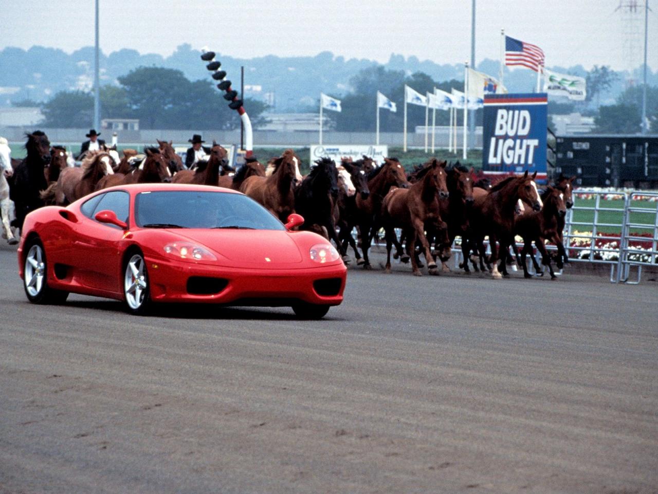 обои FERRARI 360 НА ТРЕКЕ фото