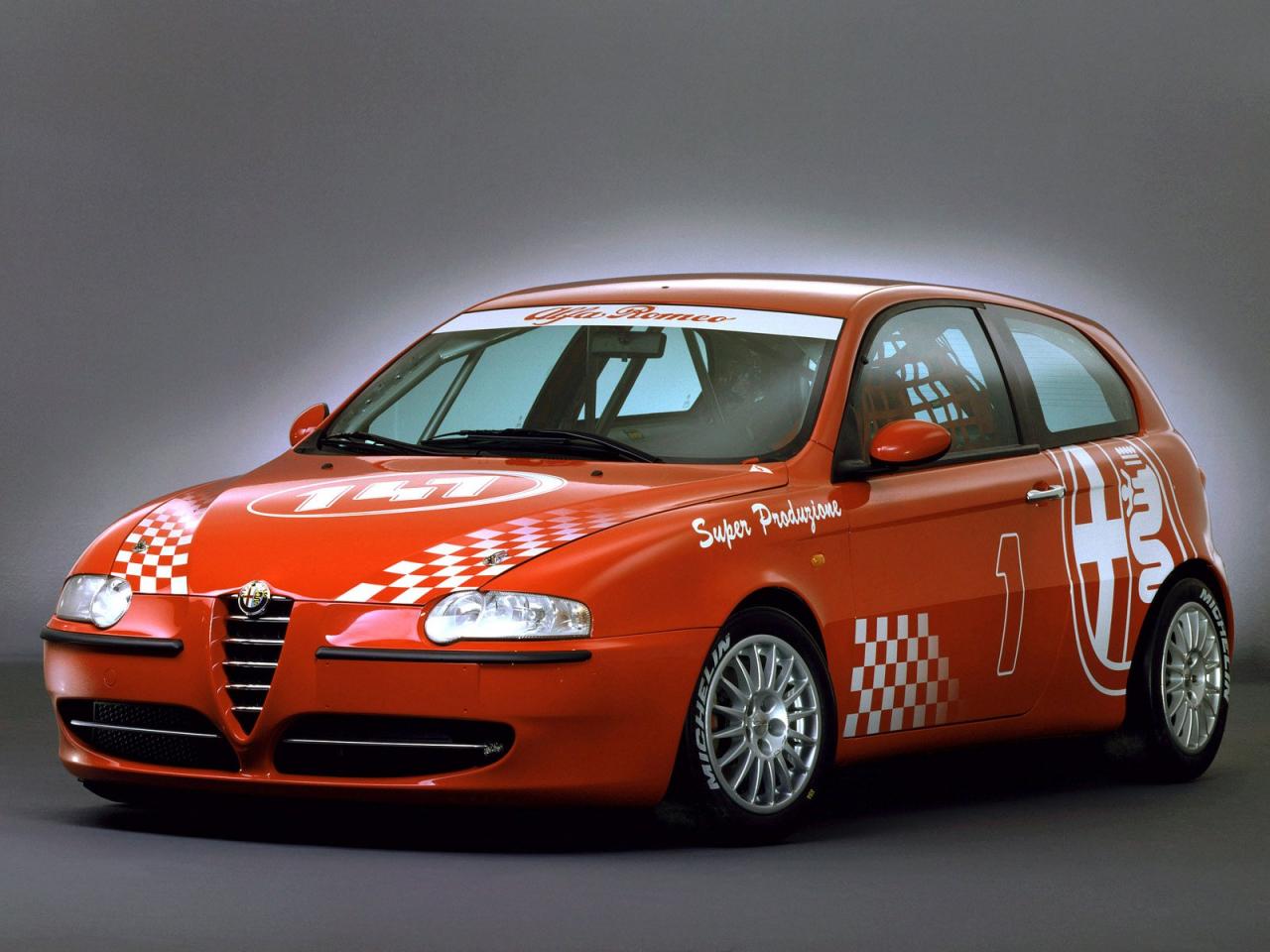 обои ALFA ROMEO СЕРЫЙ ФОН фото