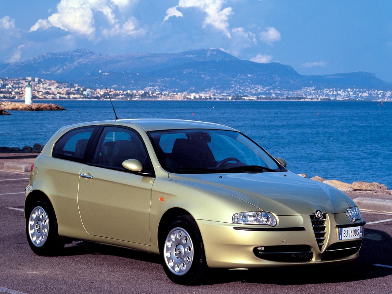 обои ALFA ROMEO 147 У МОРЯ фото