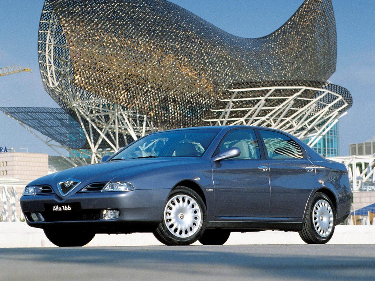 обои ALFA ROMEO 166 У АНТЕННЫ фото